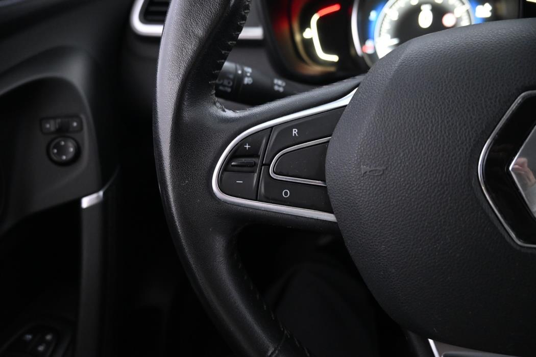 RENAULT Kadjar 2016
