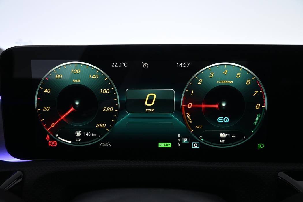 MERCEDES-BENZ CLA 2022
