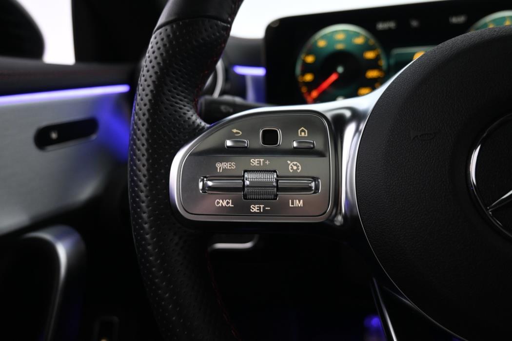 MERCEDES-BENZ CLA 2022