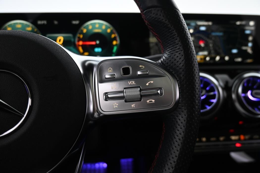 MERCEDES-BENZ CLA 2022