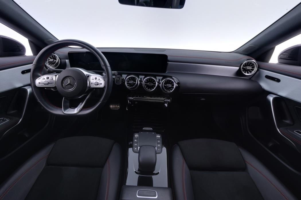 MERCEDES-BENZ CLA 2022