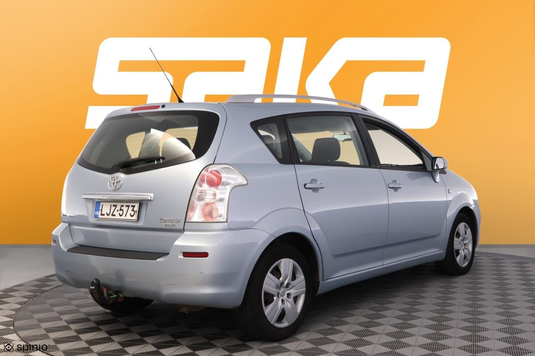 TOYOTA Corolla Verso 2008