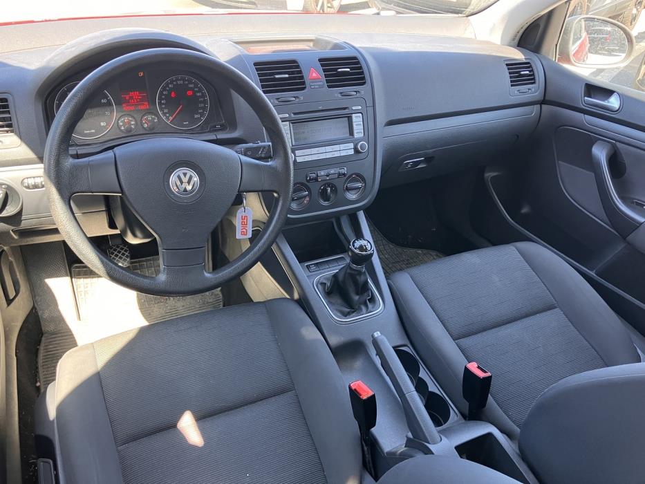 VOLKSWAGEN Golf 2008