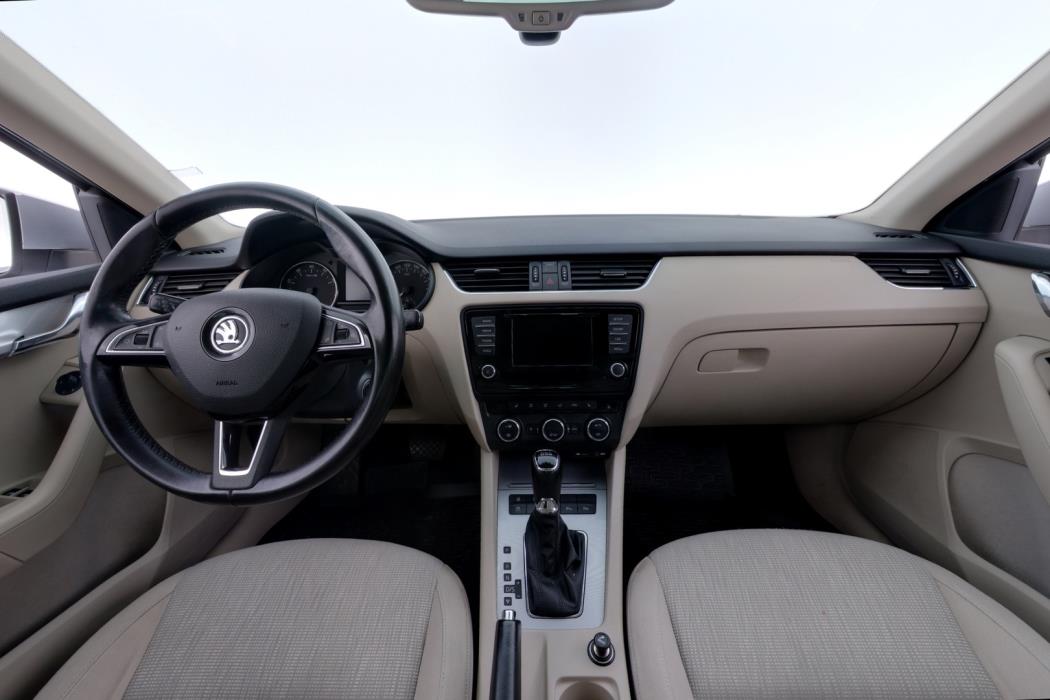 SKODA Octavia 2014