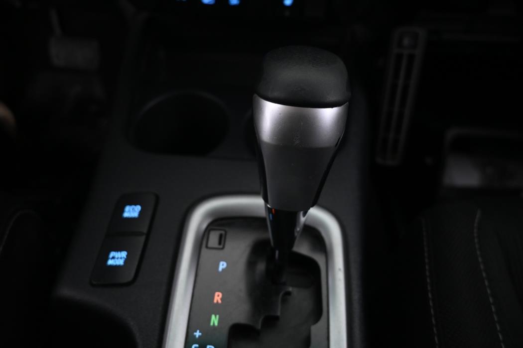 TOYOTA Hilux 2016