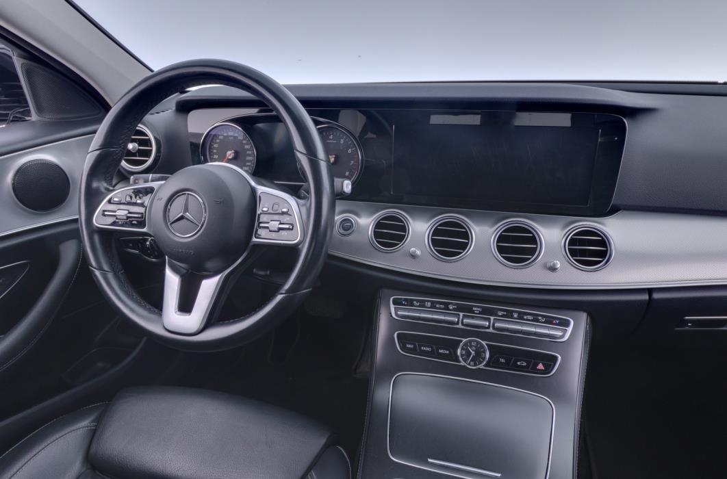 MERCEDES-BENZ E 2019