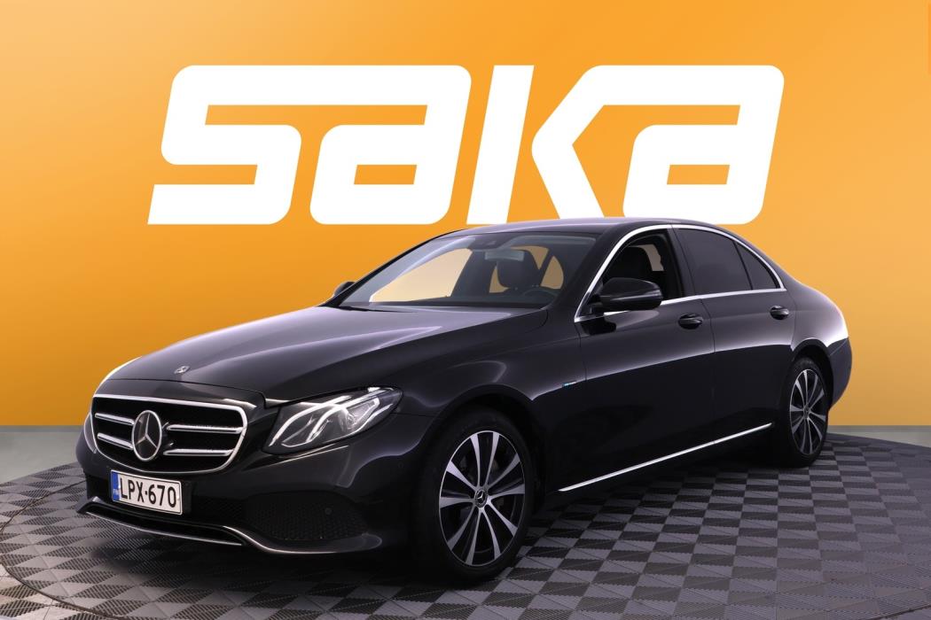 MERCEDES-BENZ E 2019