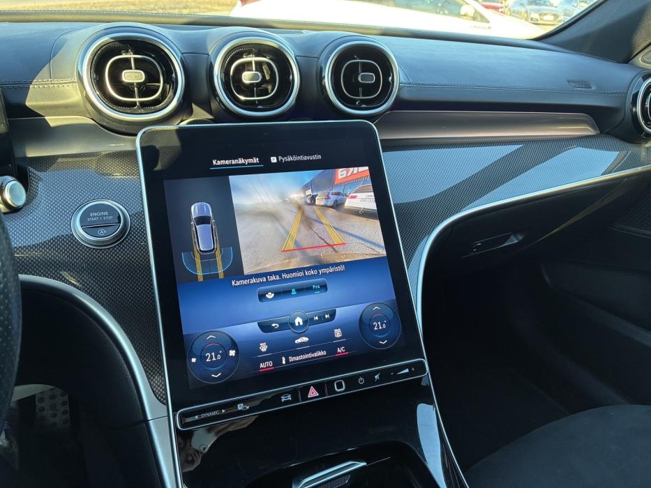 MERCEDES-BENZ C 2022