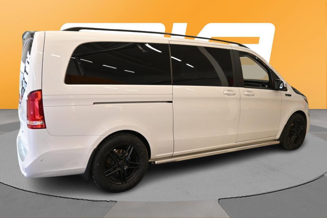 MERCEDES-BENZ EQV 2022