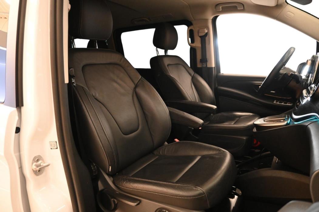 MERCEDES-BENZ EQV 2022