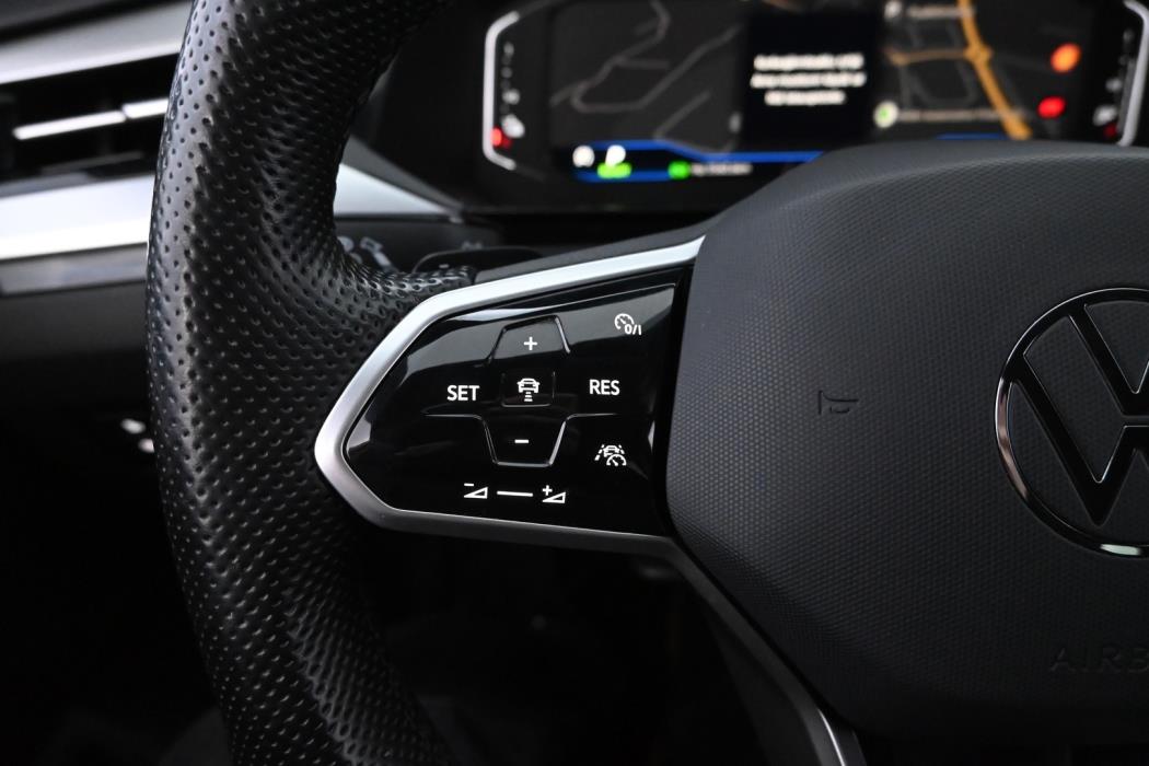 VOLKSWAGEN Arteon 2023