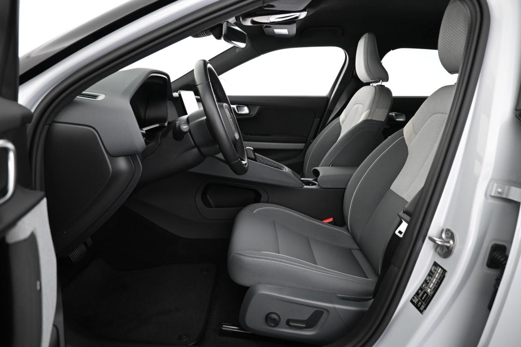 POLESTAR 2 2023