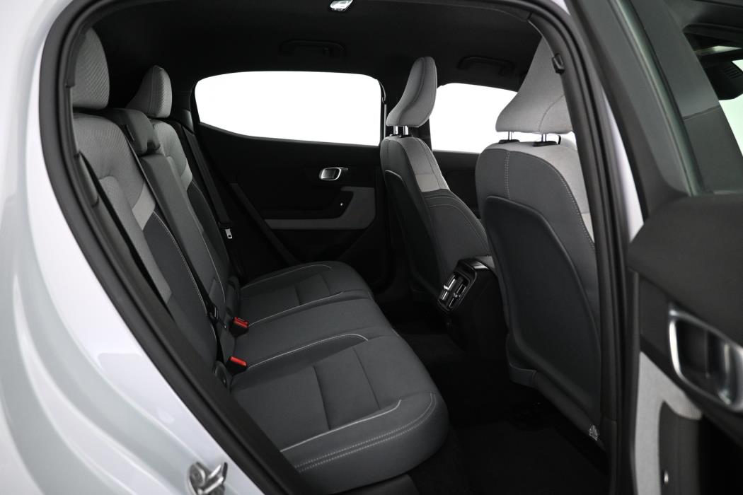 POLESTAR 2 2023