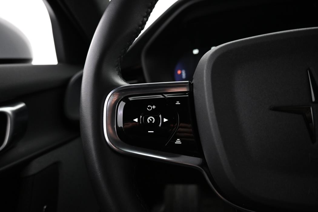 POLESTAR 2 2023