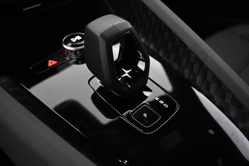 POLESTAR 2 2023
