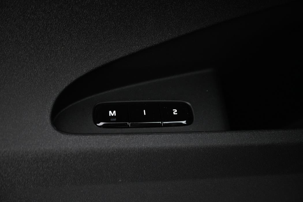 POLESTAR 2 2023