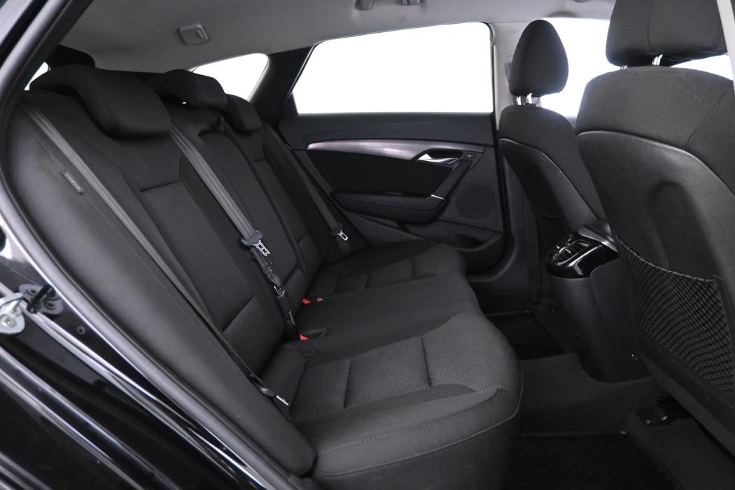 HYUNDAI i40 2012