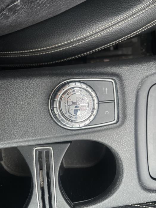 MERCEDES-BENZ CLA 2015