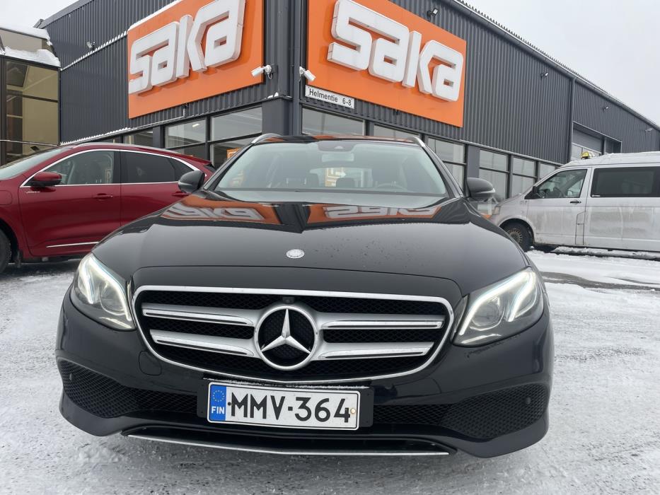 MERCEDES-BENZ E 2017