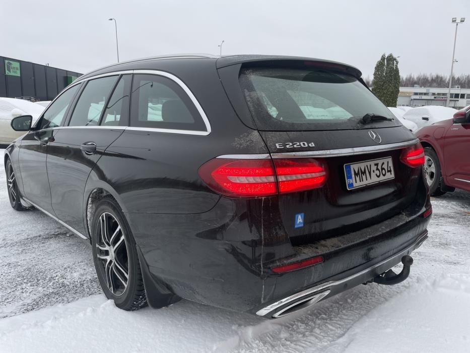 MERCEDES-BENZ E 2017