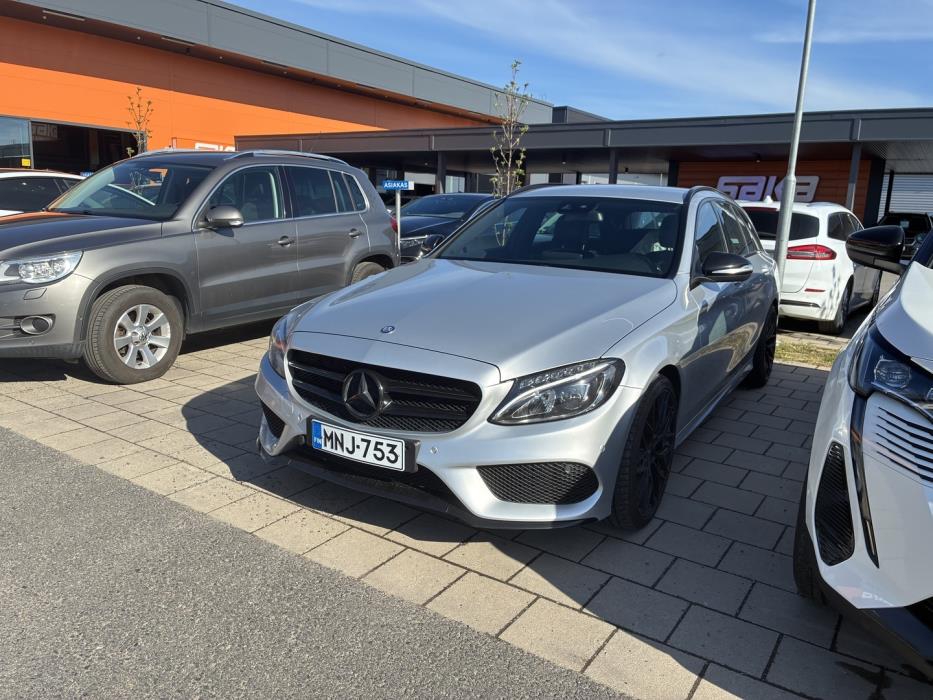 MERCEDES-BENZ C 2015