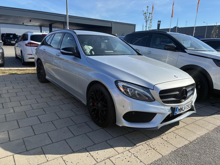 MERCEDES-BENZ C 2015