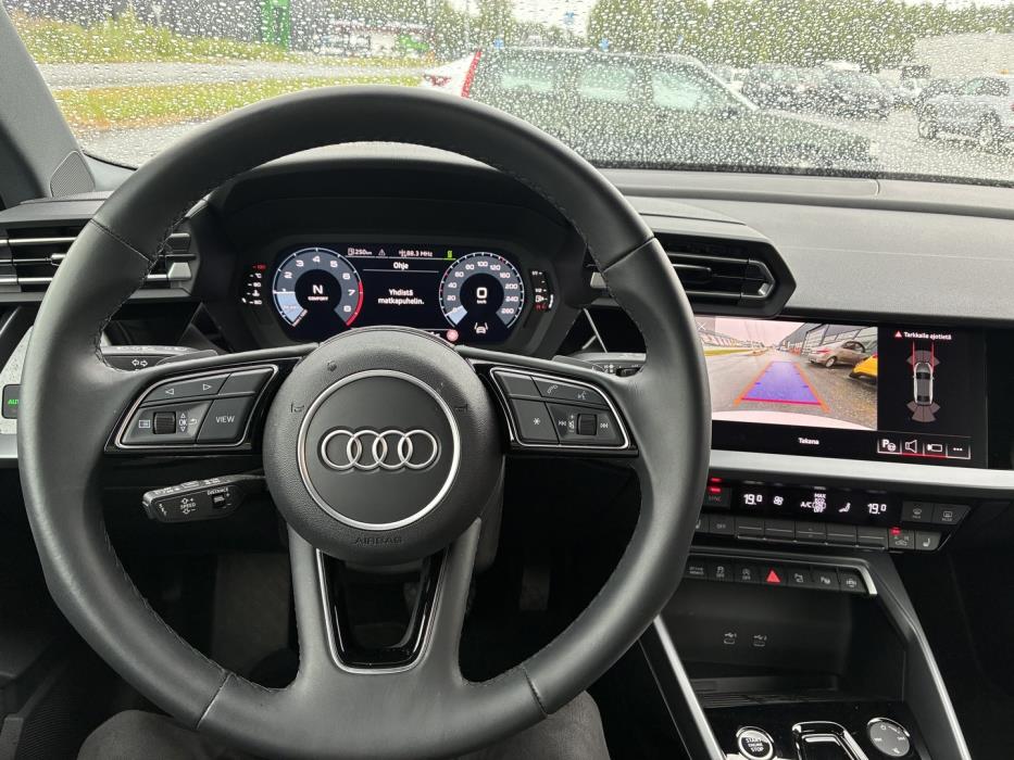 AUDI A3 2025