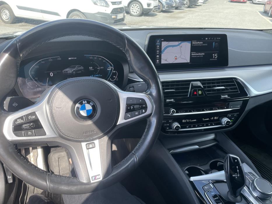 BMW 530 2019