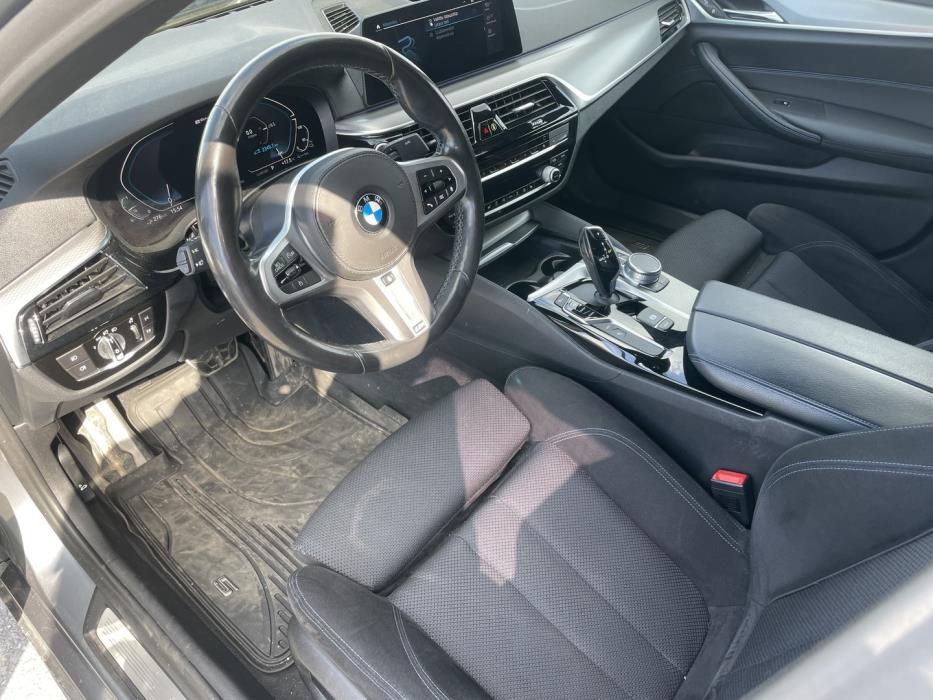 BMW 530 2019