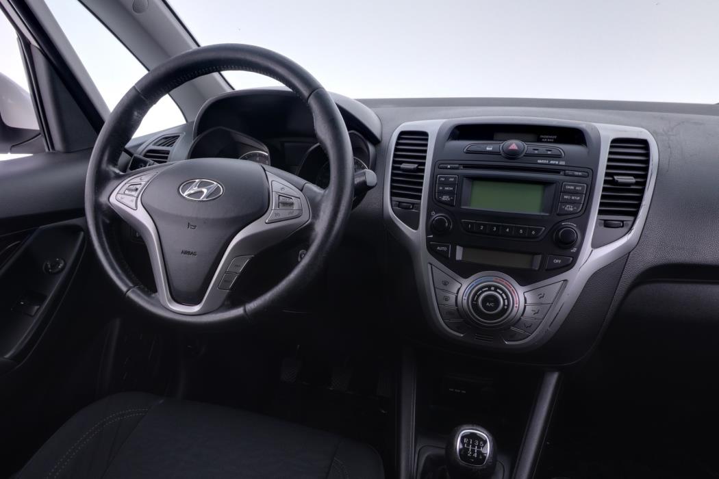 HYUNDAI ix20 2012
