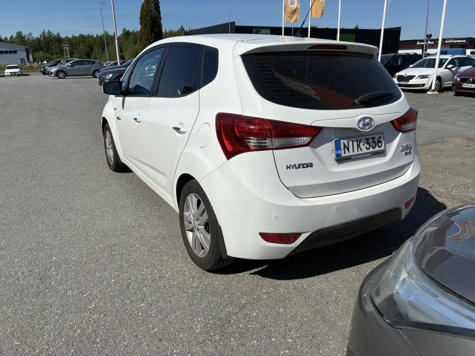 HYUNDAI ix20 2011