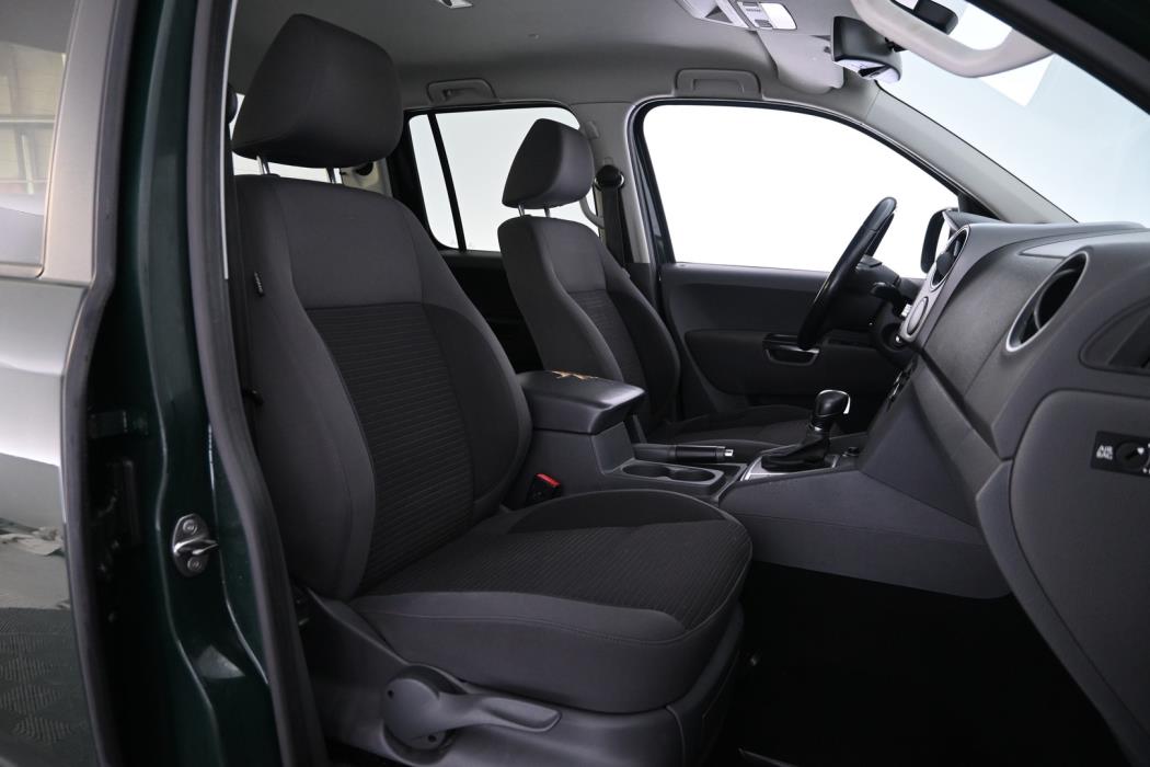 VOLKSWAGEN Amarok 2014