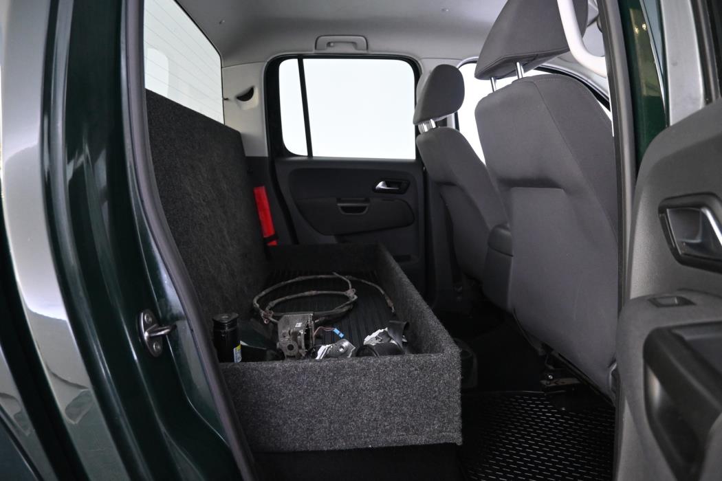 VOLKSWAGEN Amarok 2014
