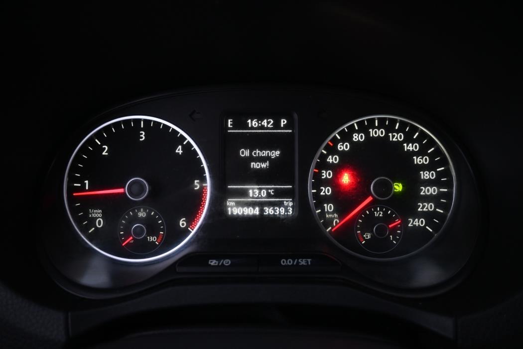 VOLKSWAGEN Amarok 2014