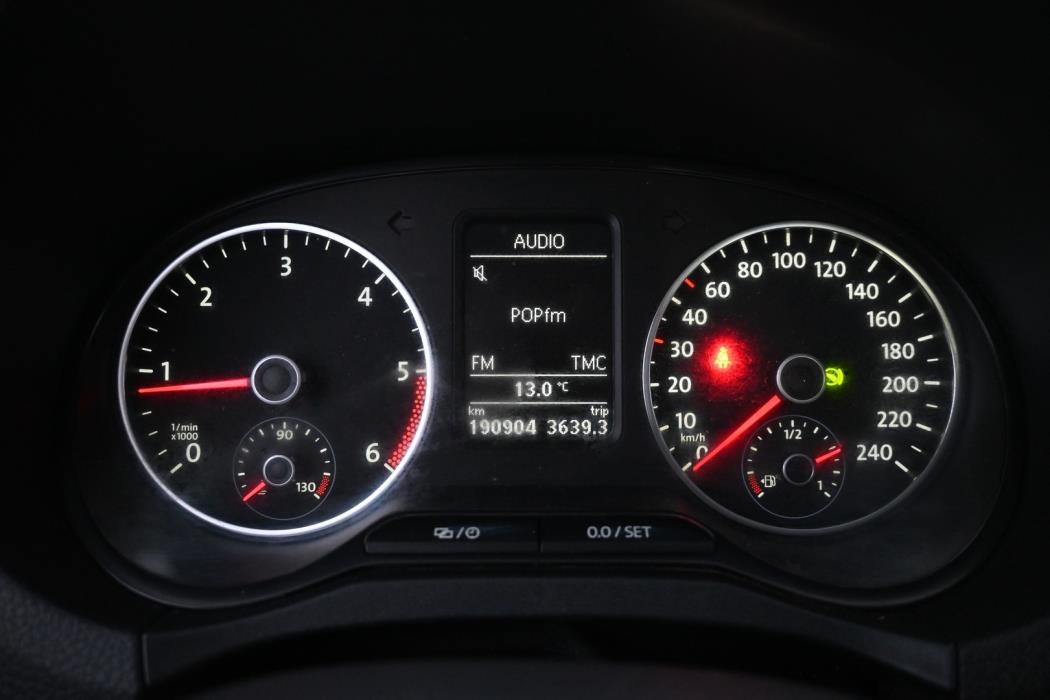 VOLKSWAGEN Amarok 2014