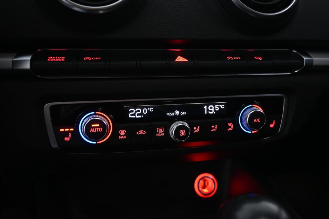 AUDI A3 2015