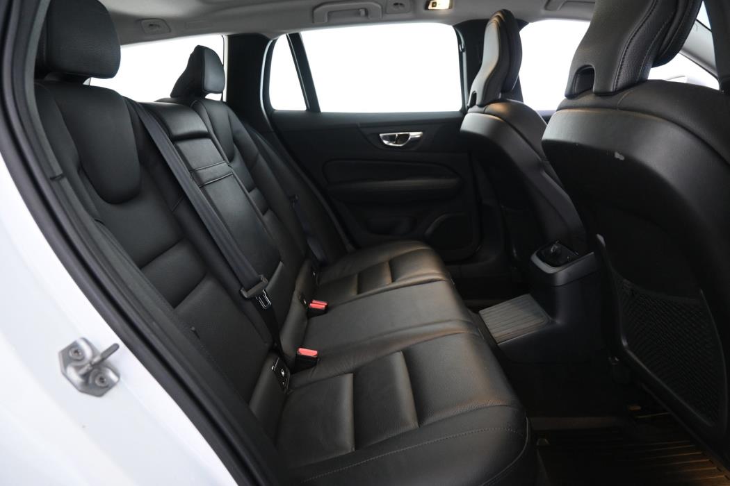 VOLVO V60 2019