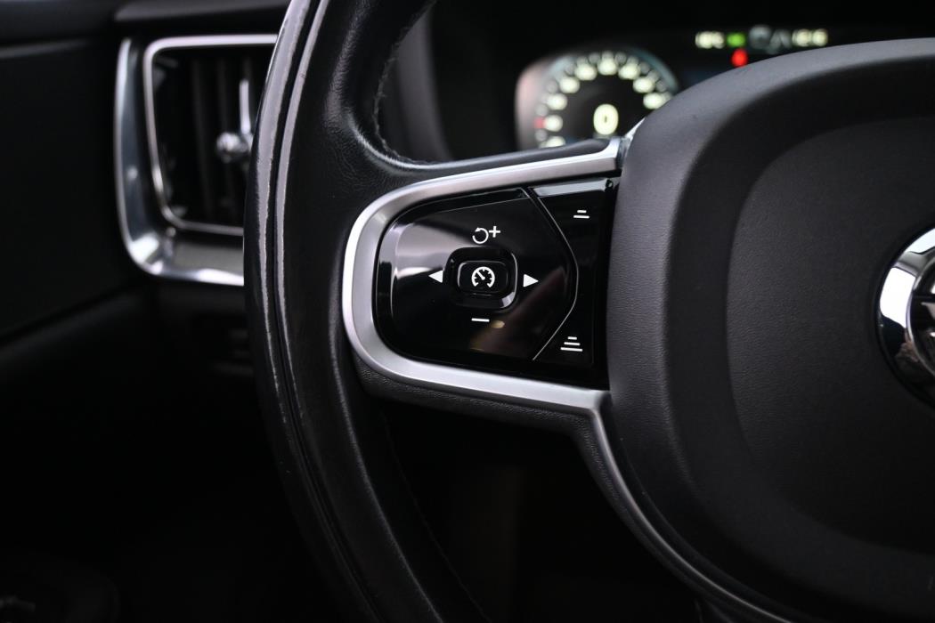 VOLVO V60 2019