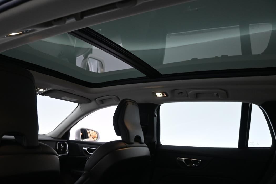 VOLVO V60 2019