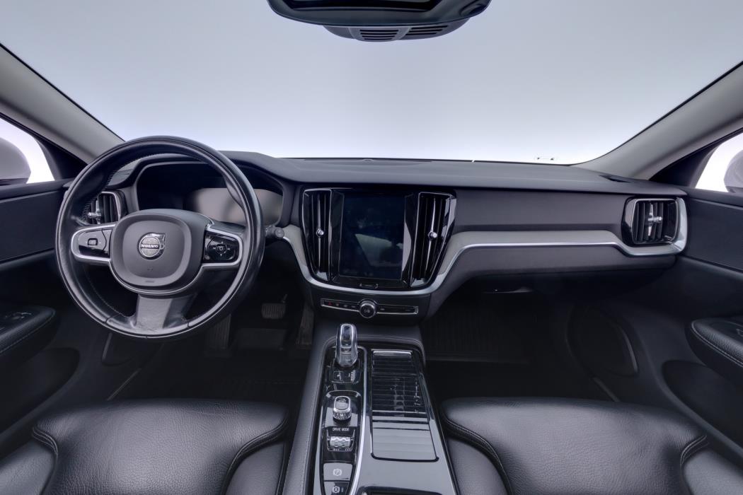 VOLVO V60 2019