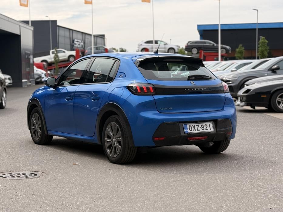 PEUGEOT e-208 2020