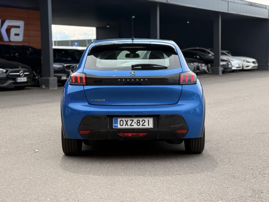 PEUGEOT e-208 2020