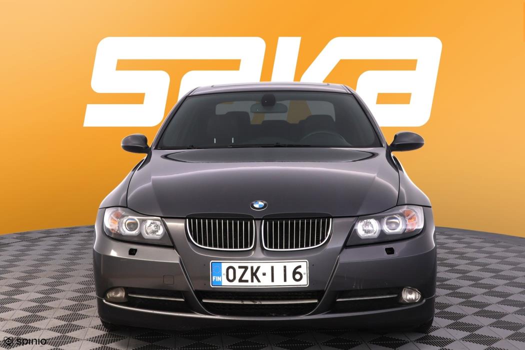 BMW 330 2008