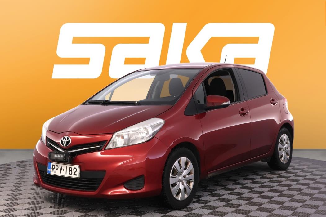 TOYOTA Yaris 2012