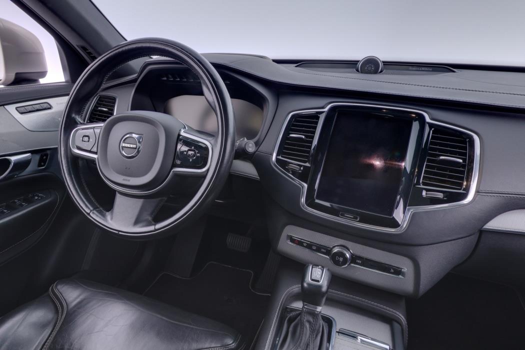 VOLVO XC90 2016