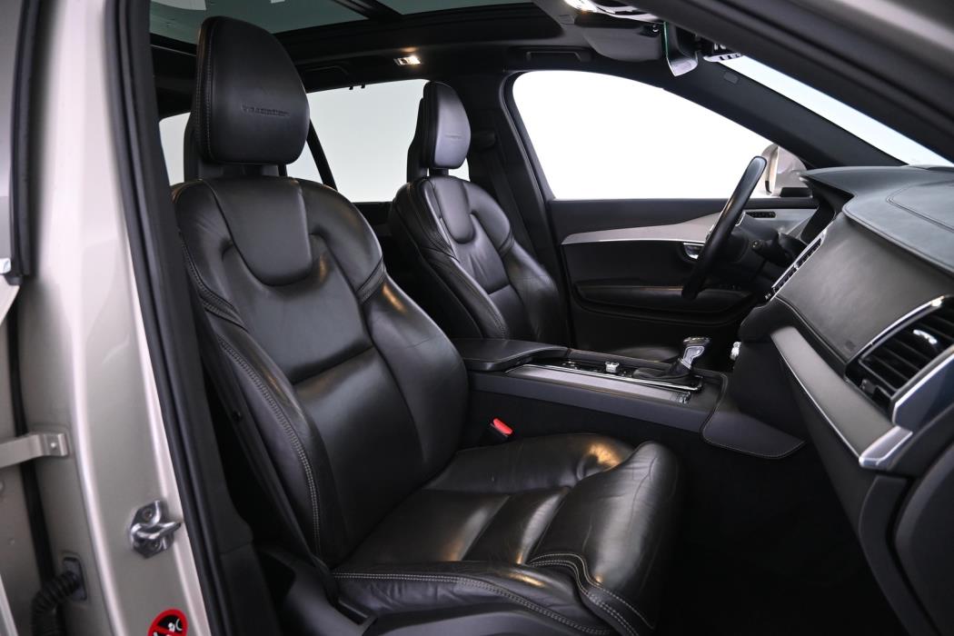 VOLVO XC90 2016