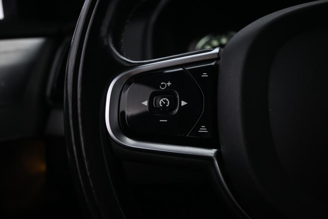 VOLVO XC90 2016