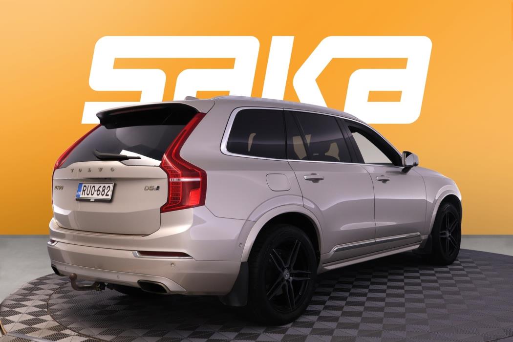 VOLVO XC90 2016
