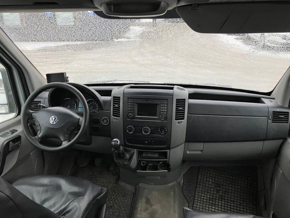 VOLKSWAGEN Crafter 2016