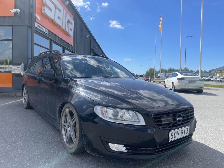 VOLVO V70 2014